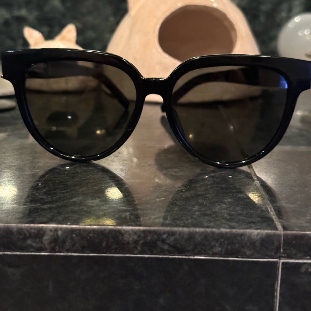 Y Saint Laurent Sunglasses Cat eye Used few times